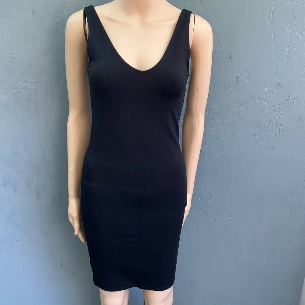 Forever 21 Black Cotton Shift Cocktail Midi Party Size Medium Fitted Dress